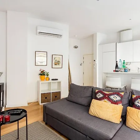 Campo De Ourique Modern Apartment Lisbon